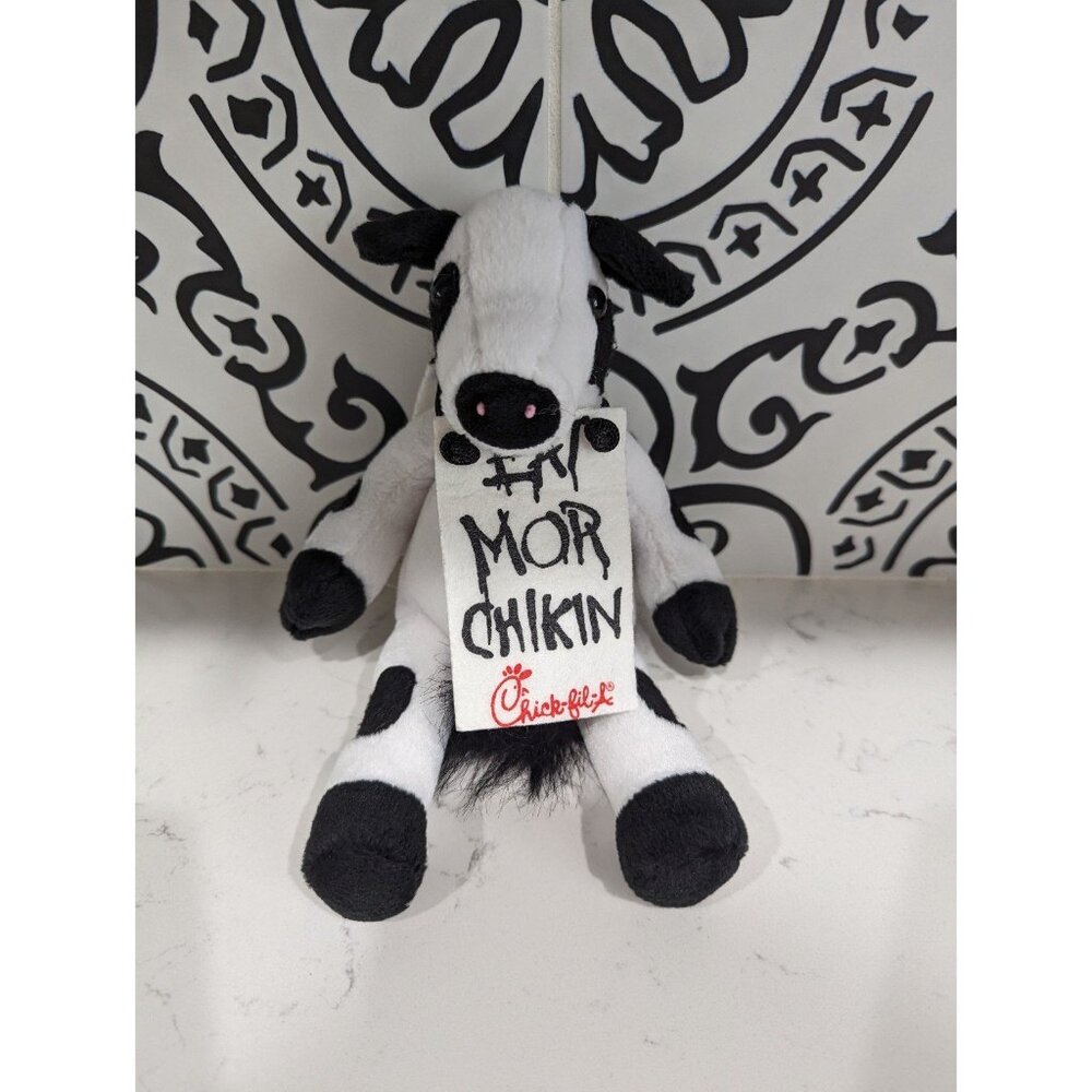 Chick-Fil-A Eat Mor Chikin 8" Stuffed Plush Cow Advertising Beanie Plush